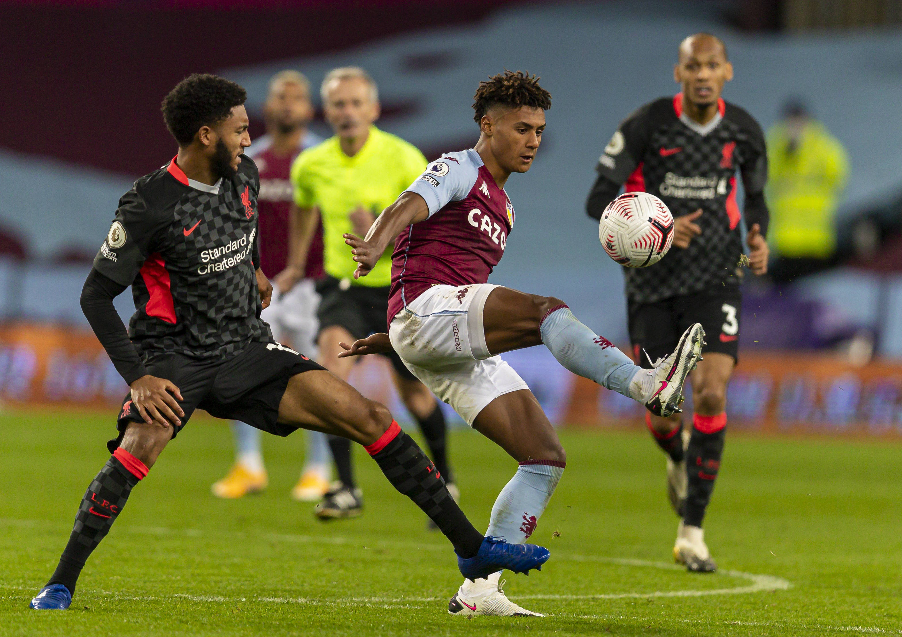 关注现代足 关注现代足